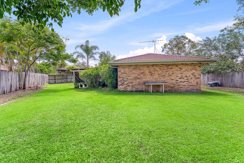 Photo - 30 Tuberose Place, Calamvale QLD 4116 - Image 17