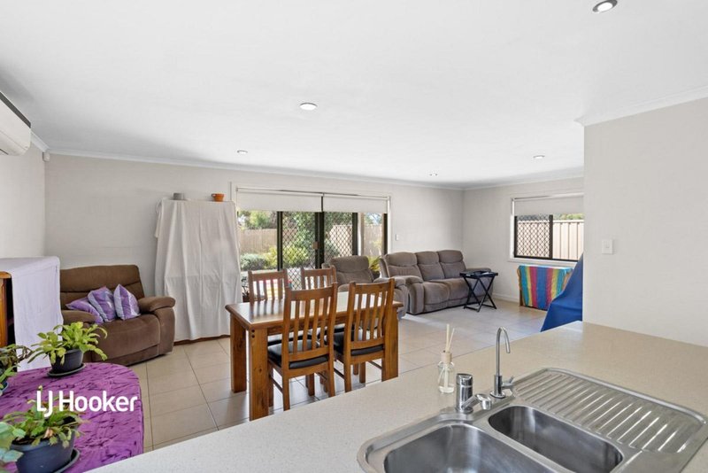 Photo - 30 Tudor Crescent, Smithfield Plains SA 5114 - Image 4