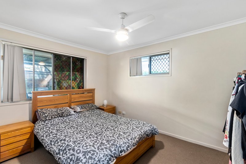 Photo - 30 Twenty Fourth Avenue, Palm Beach QLD 4221 - Image 7