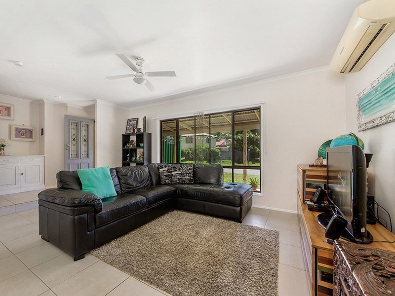 Photo - 30 Twilight Drive, Mudgeeraba QLD 4213 - Image 3