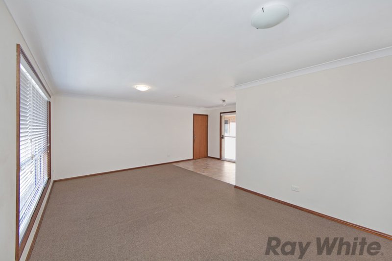 Photo - 30 Twinlakes Drive, Lake Haven NSW 2263 - Image 4