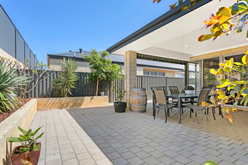 Photo - 30 Ukich Crescent, Spearwood WA 6163 - Image 6