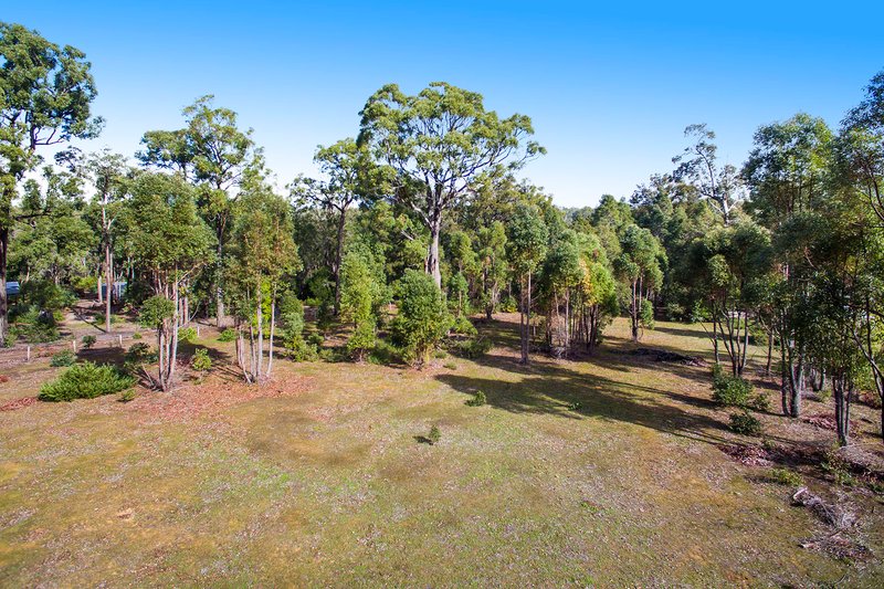 Photo - 30 Valley Way, Nannup WA 6275 - Image 5