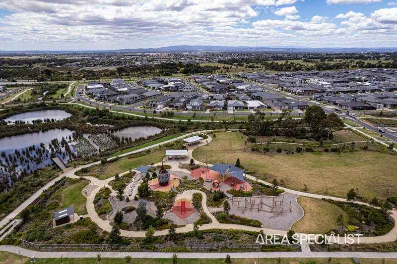 Photo - 30 Vasello Circuit, Cranbourne South VIC 3977 - Image 34