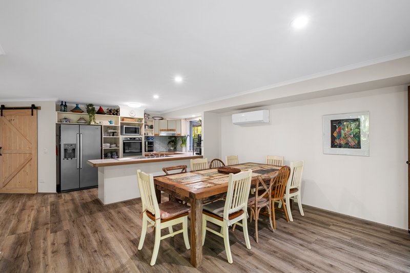 Photo - 30 Victor Avenue, Palmview QLD 4553 - Image 5