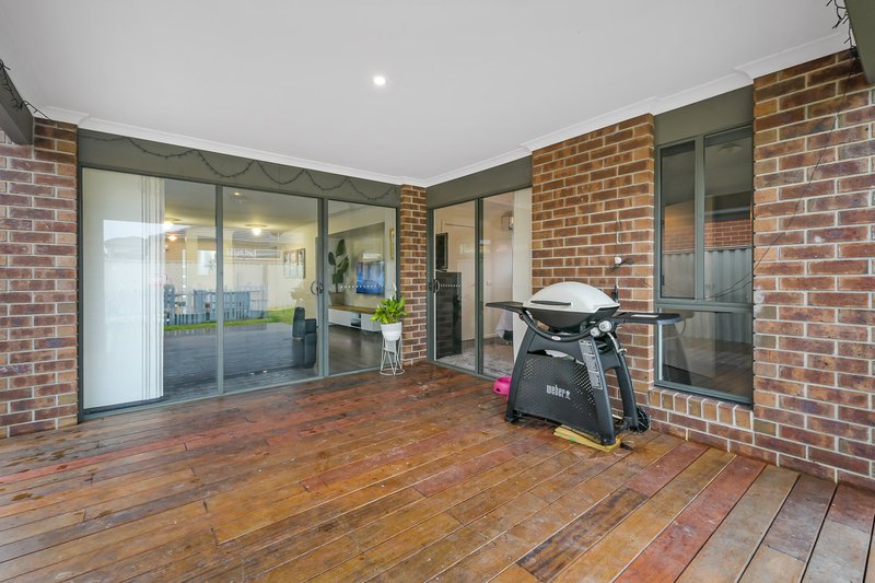 Photo - 30 Victory Drive, Pakenham VIC 3810 - Image 13