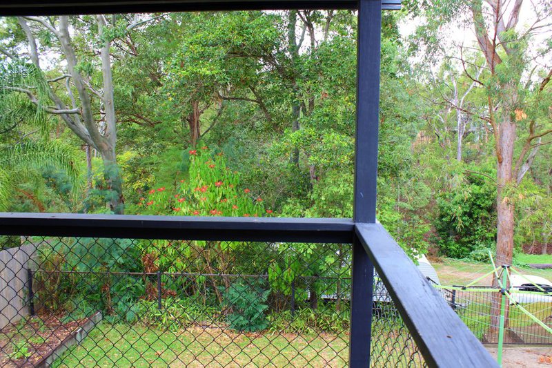 Photo - 30 View Crescent, Arana Hills QLD 4054 - Image 8