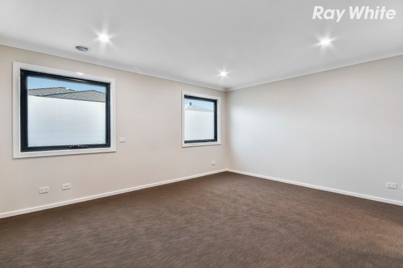 Photo - 30 Viewmont Street, Wantirna South VIC 3152 - Image 4