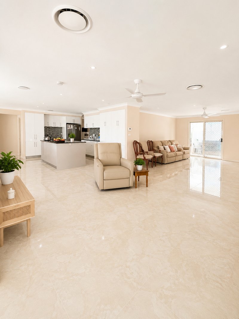 Photo - 30 Village Way, Oxenford QLD 4210 - Image 5