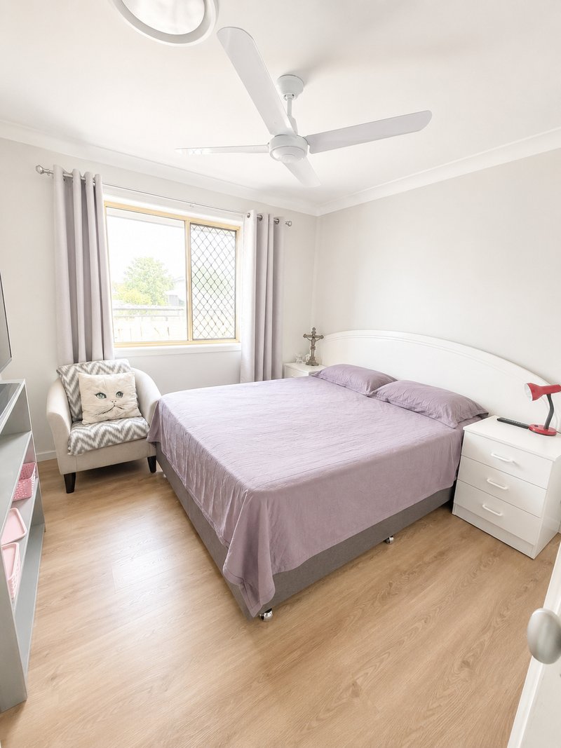 Photo - 30 Village Way, Oxenford QLD 4210 - Image 14