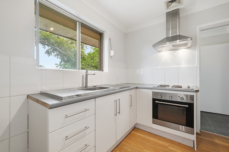 Photo - 30 Vistula Terrace, Kelmscott WA 6111 - Image 7