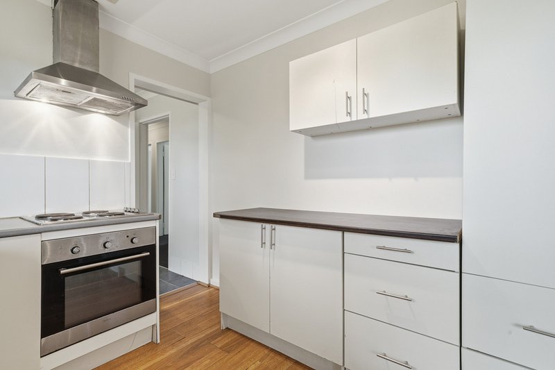 Photo - 30 Vistula Terrace, Kelmscott WA 6111 - Image 8