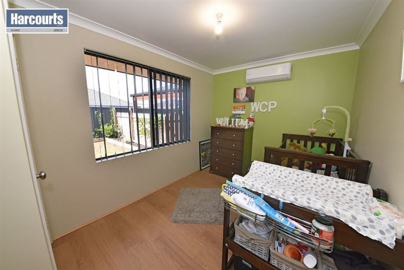 Photo - 30 Wallum Road, Banksia Grove WA 6031 - Image 6