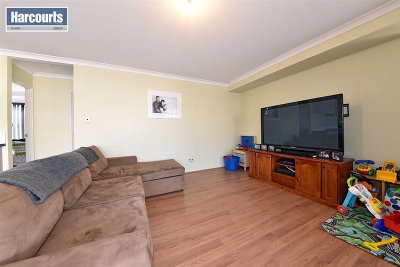 Photo - 30 Wallum Road, Banksia Grove WA 6031 - Image 12