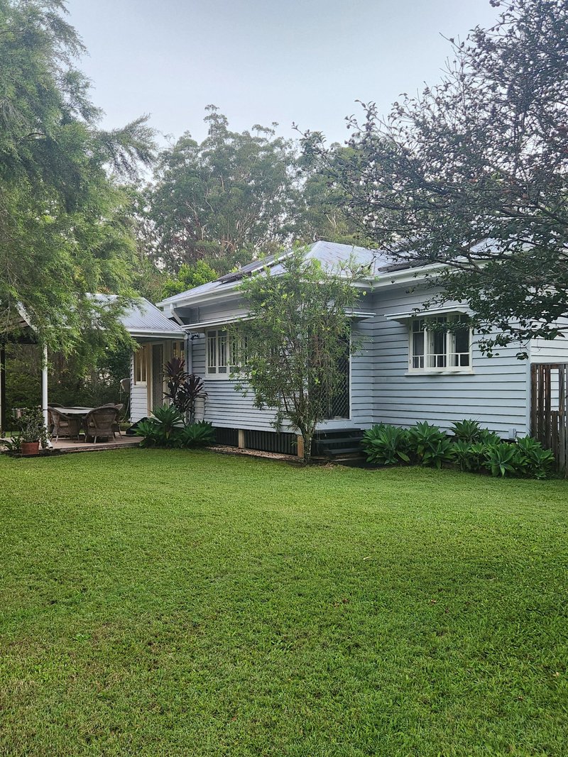 30 Walton Road, Beerwah QLD 4519