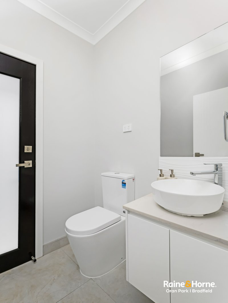 Photo - 30 Warrawal Avenue, Austral NSW 2179 - Image 13