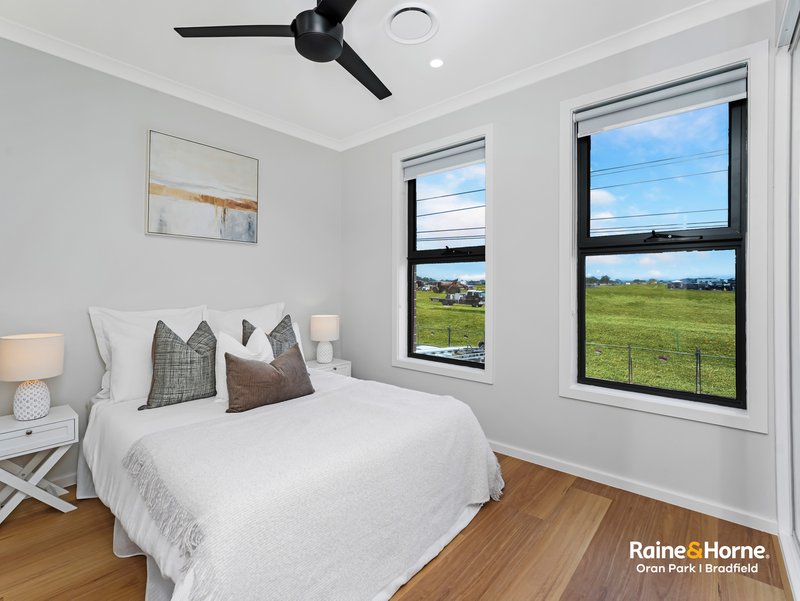 Photo - 30 Warrawal Avenue, Austral NSW 2179 - Image 21