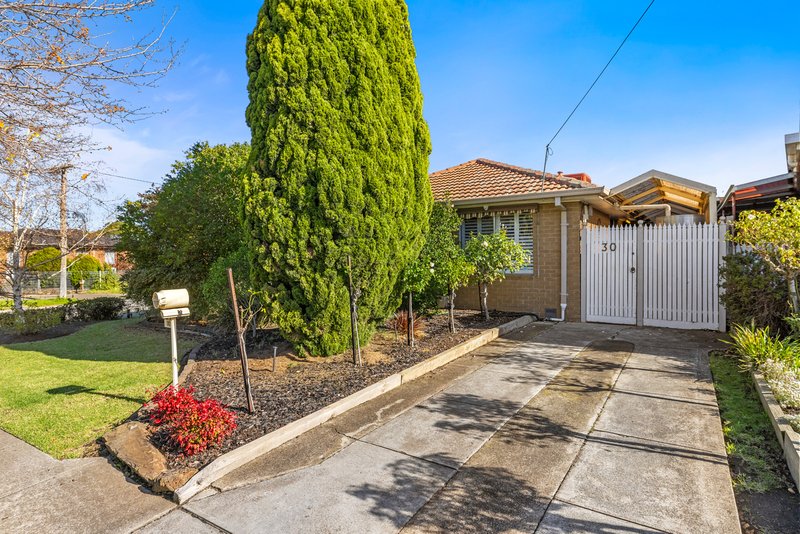 Photo - 30 Warrenwood Avenue, Hoppers Crossing VIC 3029 - Image 20