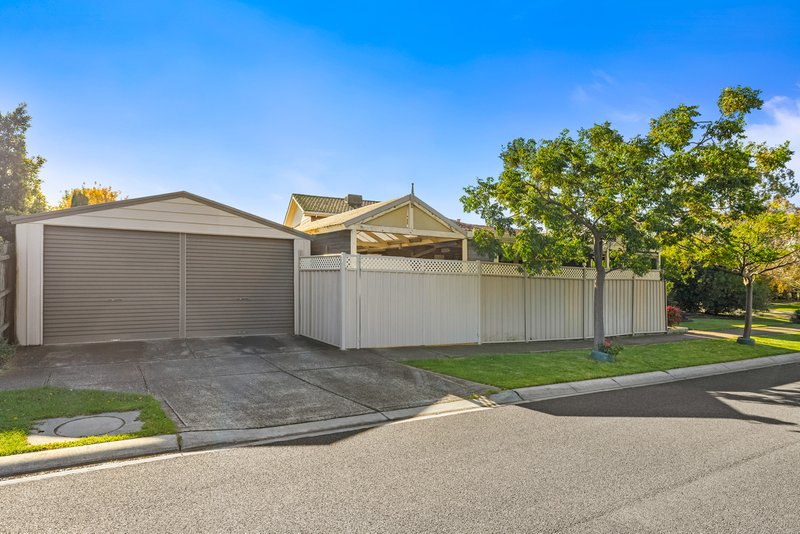 Photo - 30 Warrenwood Avenue, Hoppers Crossing VIC 3029 - Image 21
