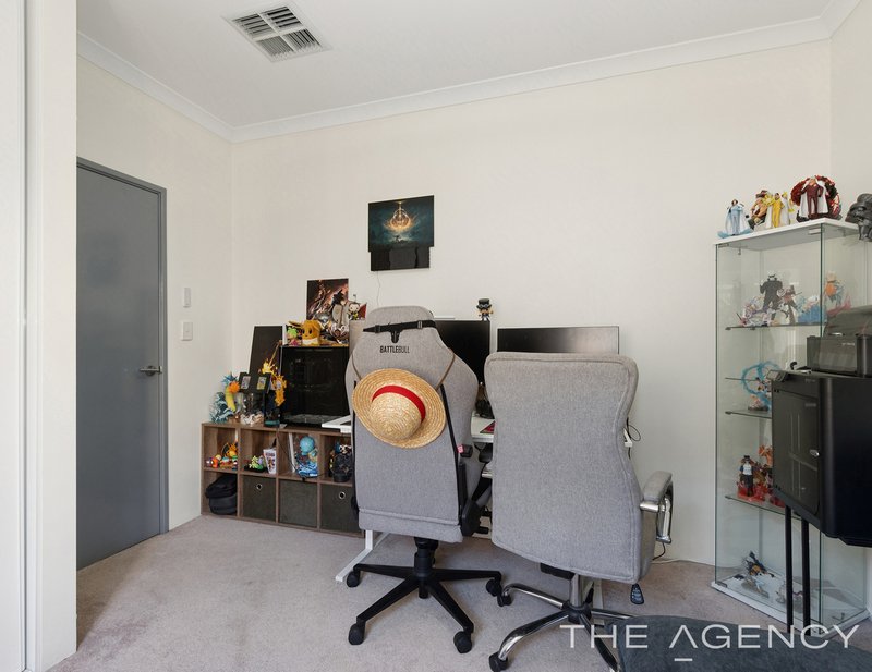 Photo - 30 Warrilow Loop, Canning Vale WA 6155 - Image 6