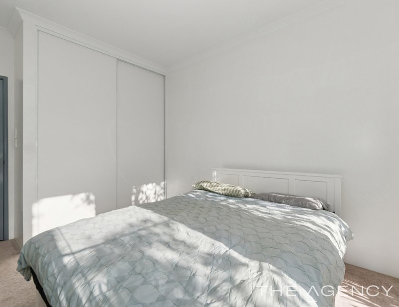 Photo - 30 Warrilow Loop, Canning Vale WA 6155 - Image 10
