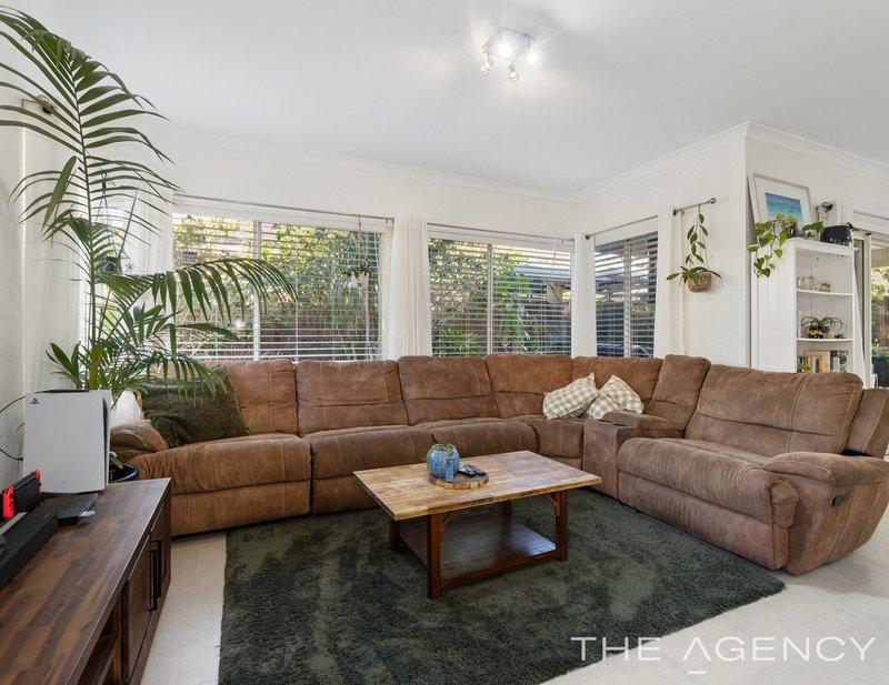 Photo - 30 Warrilow Loop, Canning Vale WA 6155 - Image 28