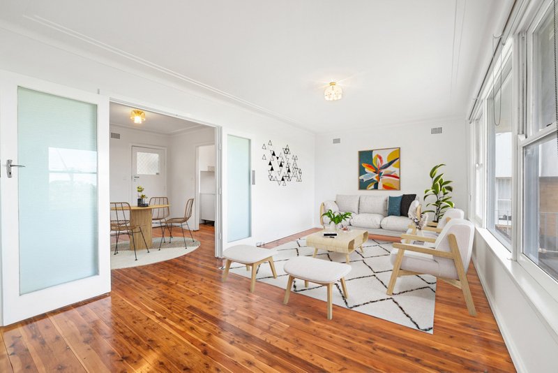 Photo - 30 Warringah Road, Dee Why NSW 2099 - Image 1