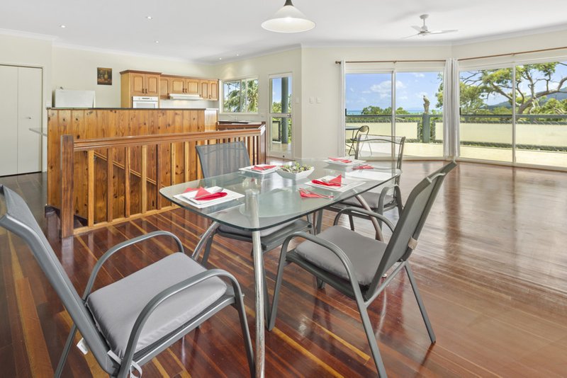 Photo - 30 Waterson Way, Airlie Beach QLD 4802 - Image 4