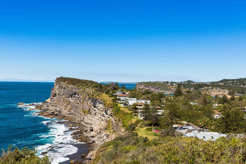 Photo - 30 Watkins Road, Avalon Beach NSW 2107 - Image 3