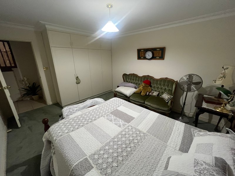 Photo - 30 Waugh Street, Griffith NSW 2680 - Image 11