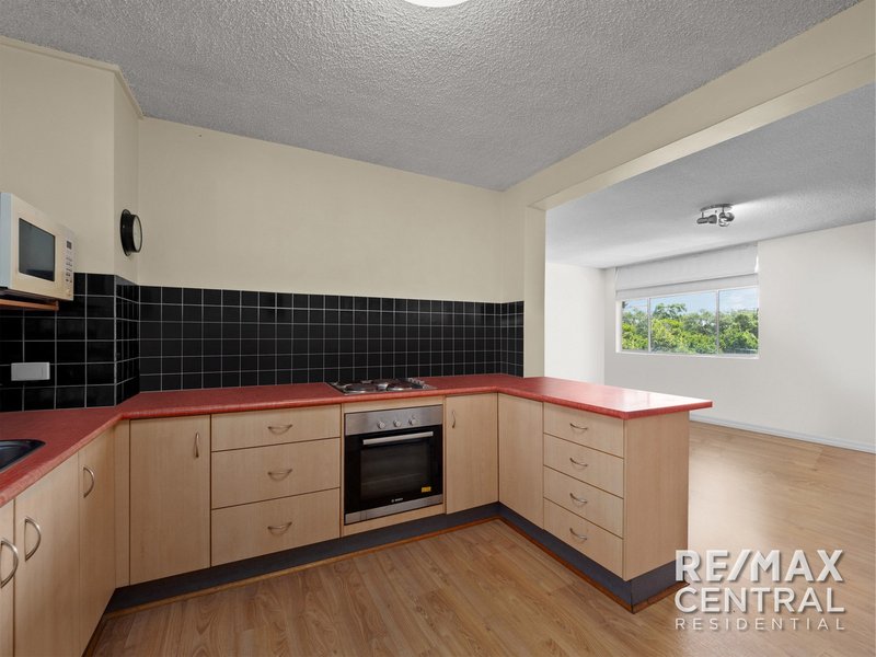 Photo - 30 West Street, Highgate Hill QLD 4101 - Image 2