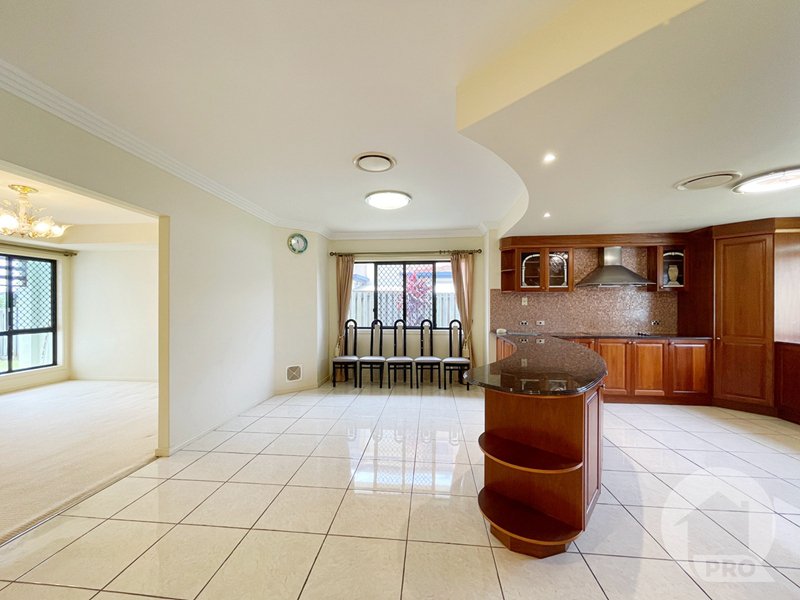 Photo - 30 Westpark Place, Kuraby QLD 4112 - Image 7