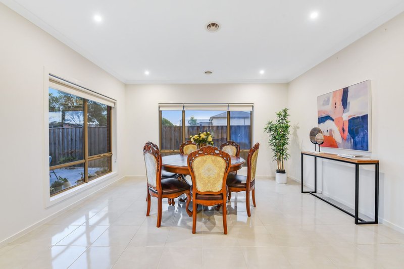 Photo - 30 Westwood Boulevard, Keysborough VIC 3173 - Image 12