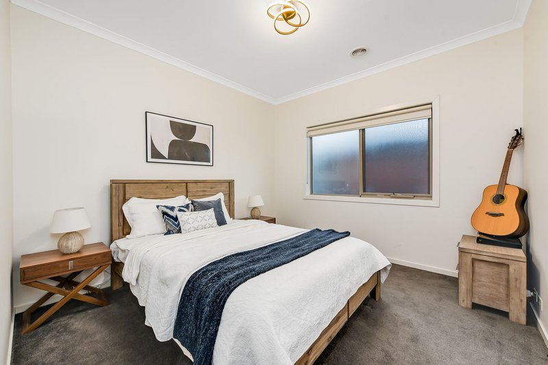 Photo - 30 Westwood Boulevard, Keysborough VIC 3173 - Image 22