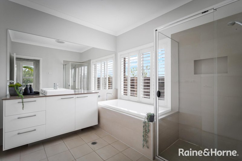 Photo - 30 White Gum Place, North Kellyville NSW 2155 - Image 6