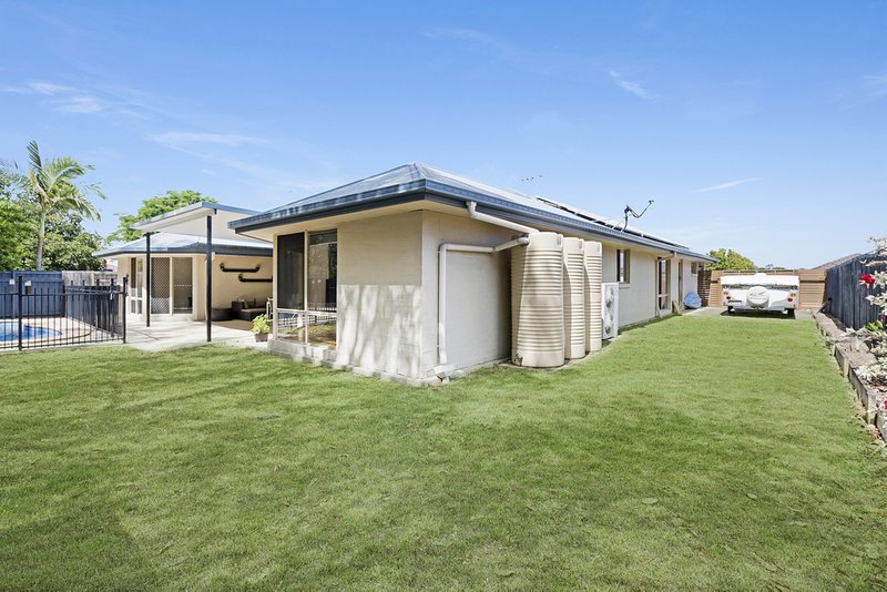 Photo - 30 Whitfield Crescent, North Lakes QLD 4509 - Image 2