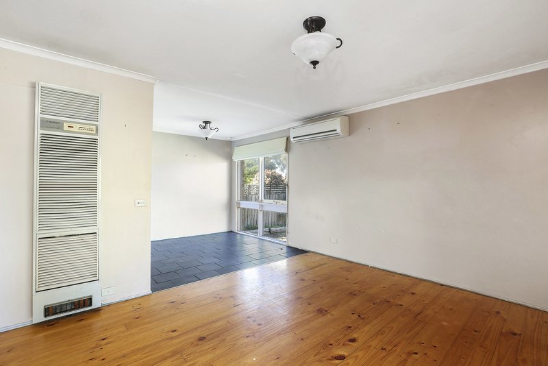 Photo - 30 Wilkins Close, Corio VIC 3214 - Image 3