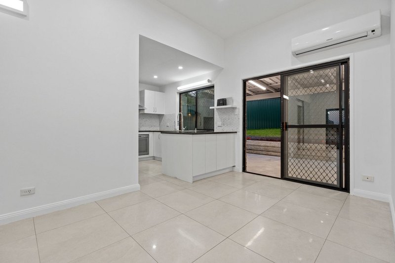 Photo - 30 Williams Way, Calamvale QLD 4116 - Image 6