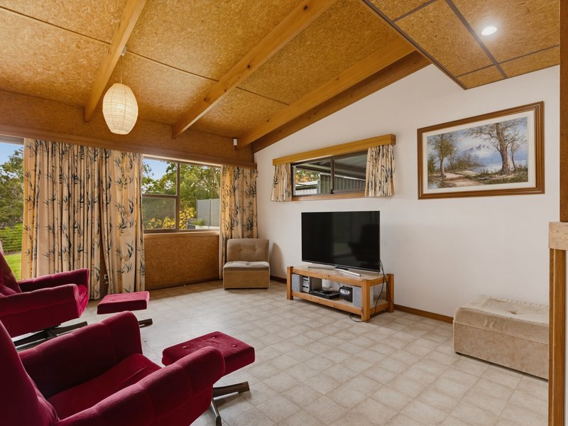 Photo - 30 Wilpena Street, Eden Hills SA 5050 - Image 11