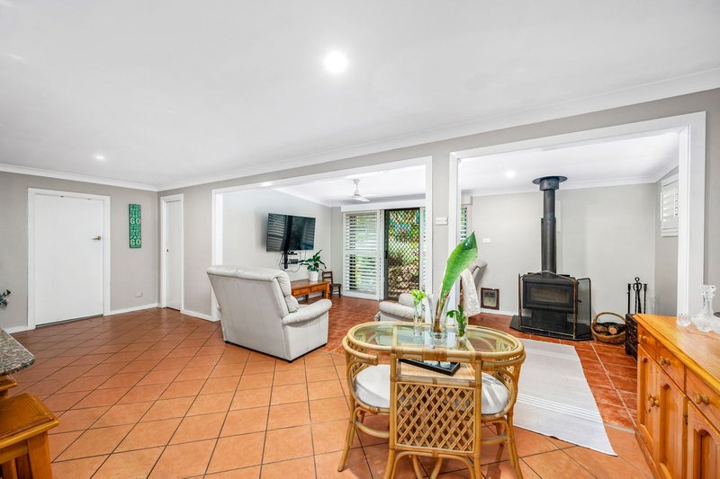 Photo - 30 Wimbledon Grove, Garden Suburb NSW 2289 - Image 8