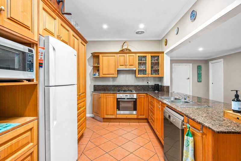 Photo - 30 Wimbledon Grove, Garden Suburb NSW 2289 - Image 10