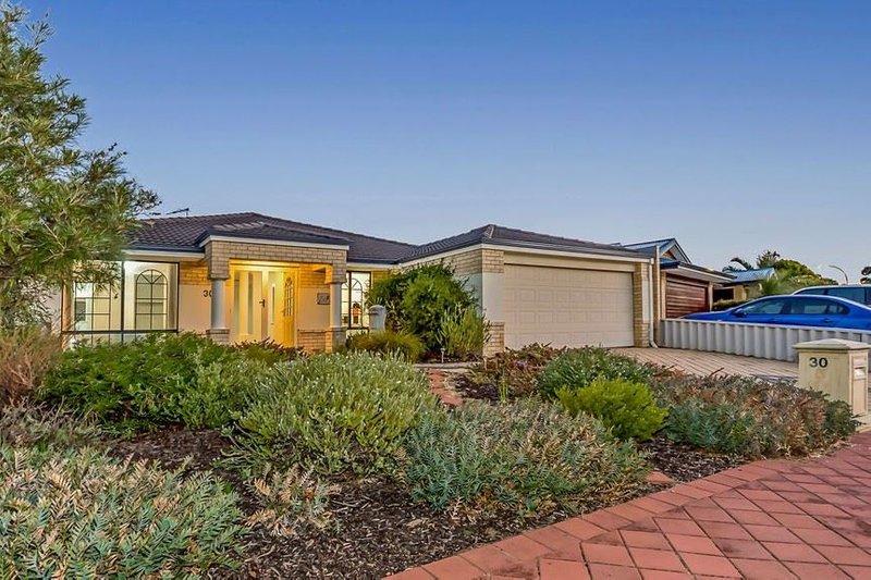 Photo - 30 Windermere Circle, Joondalup WA 6027 - Image 4