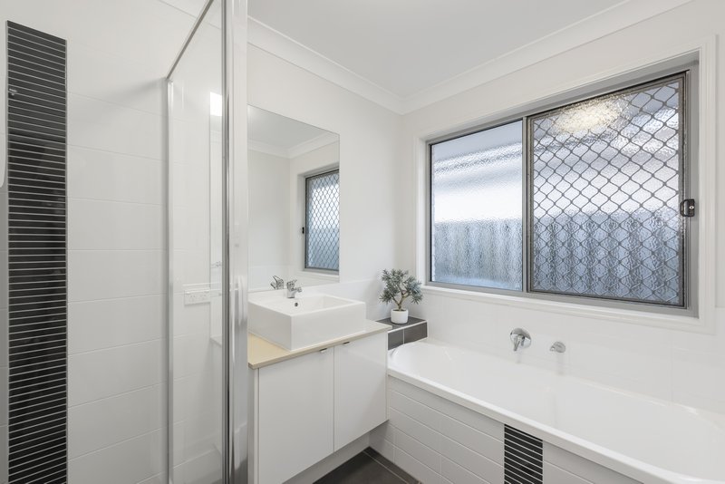 Photo - 30 Wings Road, Upper Coomera QLD 4209 - Image 10