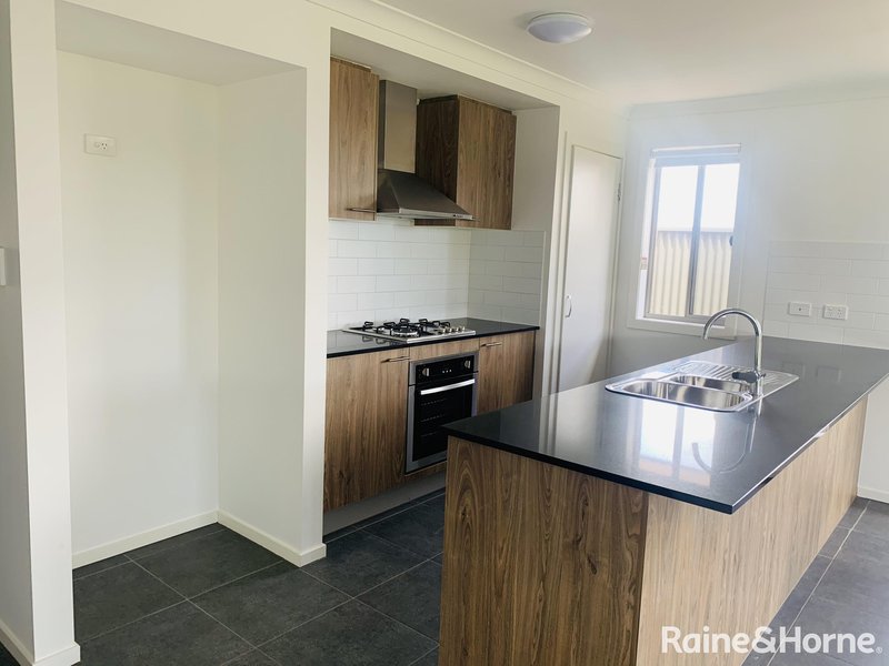 Photo - 30 Wolsten Drive, Blakeview SA 5114 - Image 2