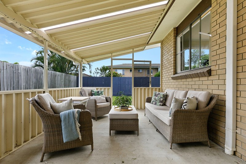 Photo - 30 Wonga Street, Scarness QLD 4655 - Image 17