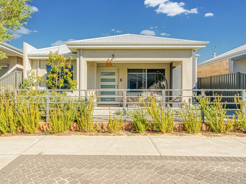 30 Yewers Drive, Champion Lakes WA 6111