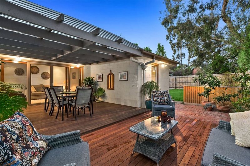 Photo - 30 York Street, Glen Waverley VIC 3150 - Image 9