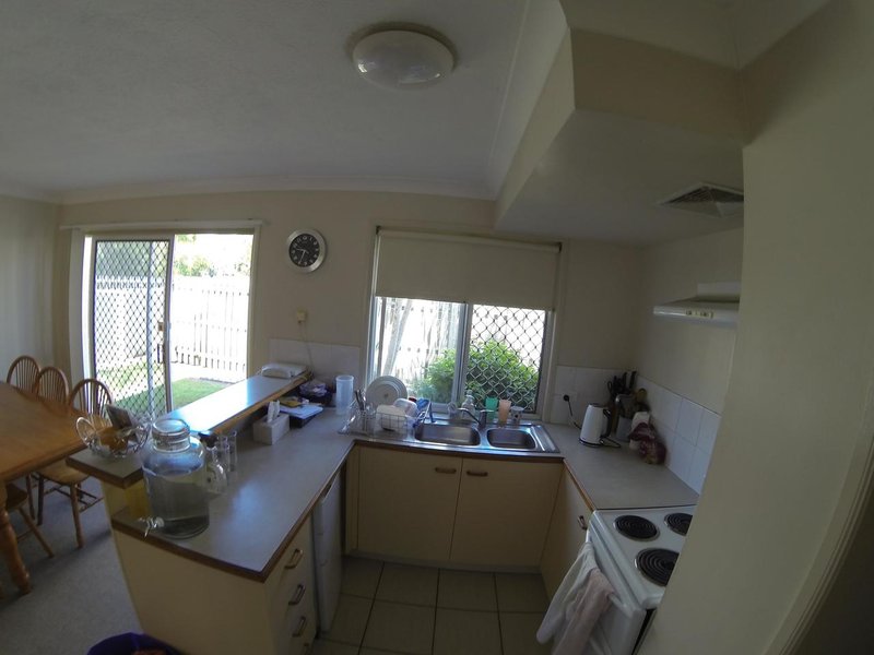 Photo - 300 Cottesloe Drive, Mermaid Waters QLD 4218 - Image 6