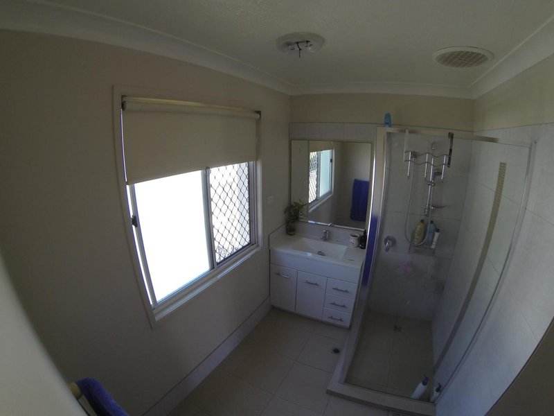 Photo - 300 Cottesloe Drive, Mermaid Waters QLD 4218 - Image 11