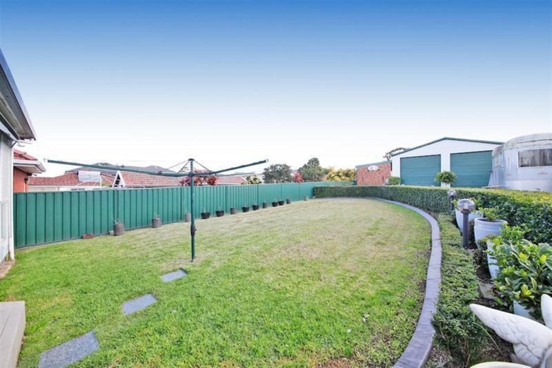 Photo - 300 Edgar Street, Condell Park NSW 2200 - Image 10